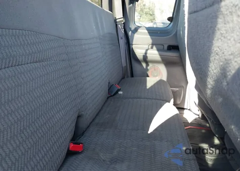 2000 Ford F-150 Lariat/Work Series/Xl/Xlt из США, поврежденный, VIN 1FTRX17L8YNA60437